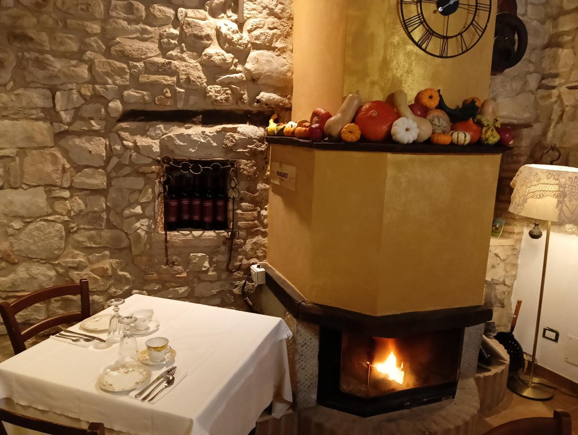 Agriturismo Casa Rastelli Monte Orsello エクステリア 写真